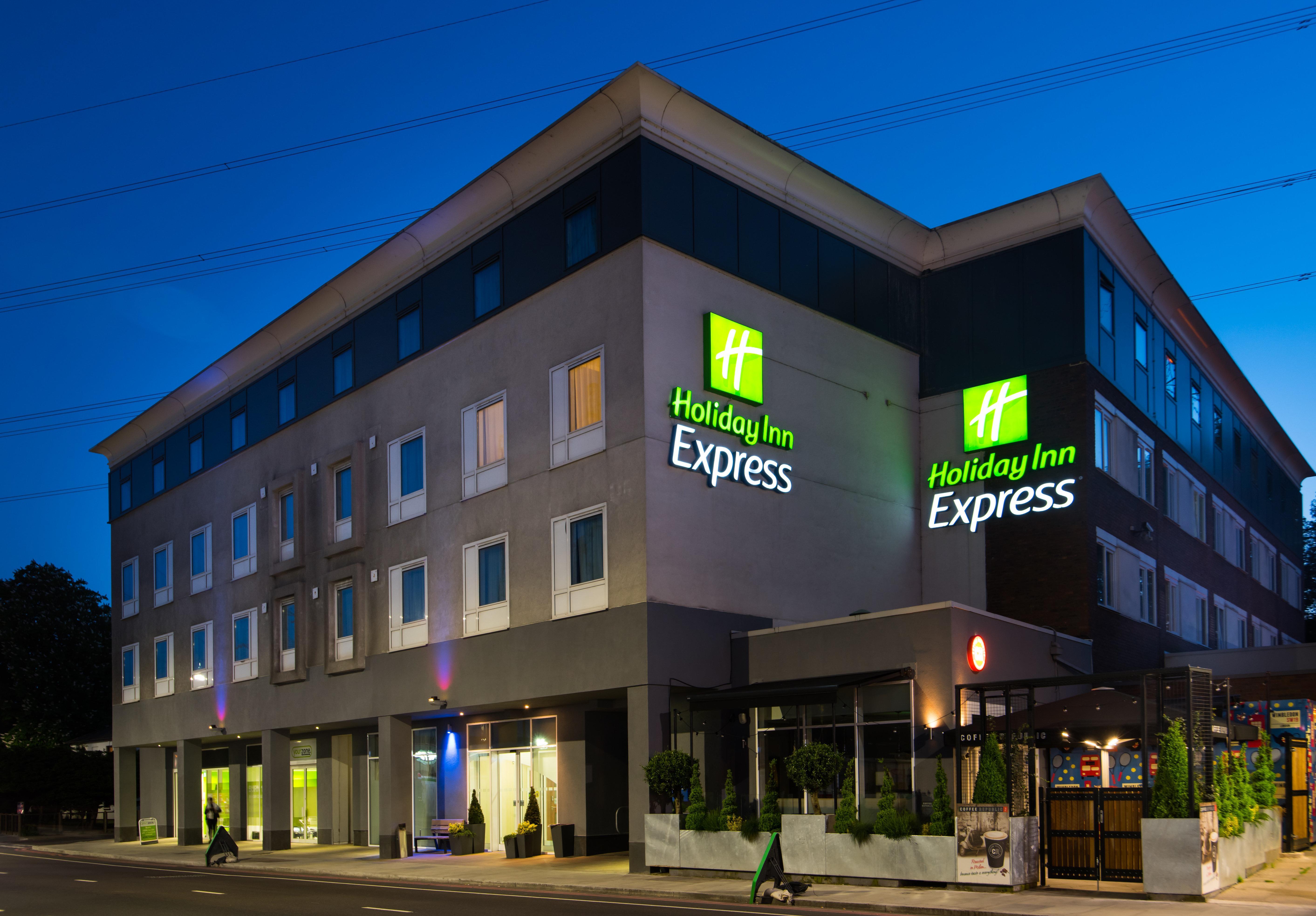 Holiday Inn Express London-Wimbledon-South, An Ihg Hotel Екстер'єр фото
