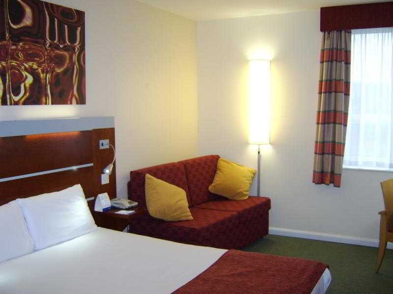 Holiday Inn Express London-Wimbledon-South, An Ihg Hotel Номер фото